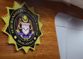 PUTRAJAYA, 1 Okt -- Perdana Menteri Datuk Seri Najib Tun Razak ditemuramah oleh juruhebah MACC.fm pada Majlis Sambutan Ulang Tahun ke 50 Penubuhan BPR/SPRM dan Majlis Perasmian Kompleks Baharu Ibu Pejabat SPRM hari ini.
-- fotoBERNAMA (2017) HAK CIPTA TERPELIHARA