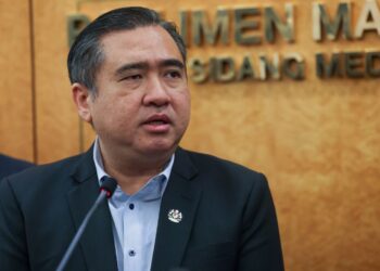 KUALA LUMPUR, 22 Feb -- Menteri Pengangkutan Anthony Loke ketika sidang media selepas menghadiri Mesyuarat Pertama Penggal Kedua Parlimen ke-15 di Bangunan Parlimen hari ini.

--fotoBERNAMA (2023) HAK CIPTA TERPELIHARA