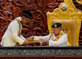 YAB Perdana Menteri, Dato’ Seri Anwar Ibrahim menghadiri Istiadat Pembukaan Penggal Ke-3 Parlimen Ke-15 di Parlimen Malaysia, Kuala Lumpur, 26 Februari, 2024. - SADIQ ASYRAF/Pejabat Perdana Menteri

NO SALES; NO ARCHIVE; RESTRICTED TO EDITORIAL USE ONLY. NOTE TO EDITORS: This photos may only be used for editorial reporting purposes for the contemporaneous illustration of events, things or the people in the image or facts mentioned in the caption. Reuse of the pictures may require further permission. MANDA