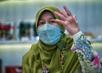SAMARAHAN, 12 Dis  Menteri Perusahaan Perladangan dan Komoditi, Datuk Zuraida Kamaruddin pada sidang media selepas merasmikan Kompleks Kluster Koko Sarawak di sini, hari ini.
-- fotoBERNAMA (2021) HAK CIPTA TERPELIHARA