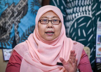 KUALA LUMPUR, 7 Dis -- Timbalan Menteri Perdagangan Dalam Negeri dan Kos Sara Hidup Fuziah Salleh ketika sidang media selepas Majlis Pelancaran Kempen Beli Barangan Malaysia dan Kerjasama Mengeksport Produk Malaysia Ke Luar Negara Bersama Pasaraya Lulu Malaysia 2023 hari ini.

--fotoBERNAMA (2023) HAK CIPTA TERPELIHARA