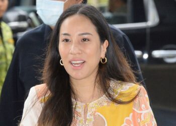 Nooryana Najwa Razak  arriving the High Court in Kuala Lumpur .
(3/3/2023). AZHAR MAHFOF/The Star