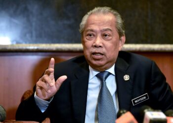 PUTRAJAYA, 21 Mac -- Menteri Dalam Negeri Tan Sri Muhyiddin Yassin semasa sidang media selepas majlis Anugerah Perkhidmatan Cemerlang (APC) Kementerian Dalam Negeri hari ini.
--fotoBERNAMA (2019) HAK CIPTA TERPELIHARA