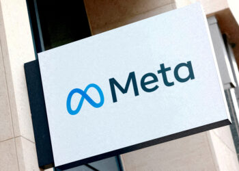 FILE PHOTO: The logo of Meta Platforms' business group is seen in Brussels, Belgium December 6, 2022. REUTERS/Yves Herman/File Photo