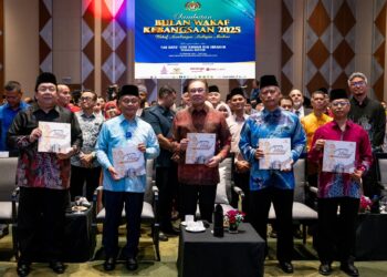 YAB Perdana Menteri, Dato’ Seri Anwar Ibrahim hadir pada Majlis Peluncuran Bulan Wakaf Kebangsaan di PICC, Putrajaya pada 27 Februari 2025. - AFIQ HAMBALI/Pejabat Perdana Menteri

NO SALES; NO ARCHIVE; RESTRICTED TO EDITORIAL USE ONLY. NOTE TO EDITORS: This photos may only be used for editorial reporting purposes for the contemporaneous illustration of events, things or the people in the image or facts mentioned in the caption. Reuse of the pictures may require further permission. MANDATORY CREDIT - AFIQ