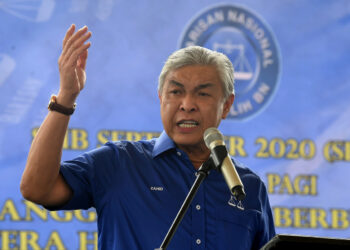 KOTA KINABALU, 8 Sept -- Pengerusi Barisan Nasional (BN) Datuk Seri Dr Ahmad Zahid Hamidi menyampaikan ucapan pada Majlis Pelancaran Jentera Pilihan Raya BN hari ini.
--fotoBERNAMA (2020) HAK CIPTAA TERPELIHARA