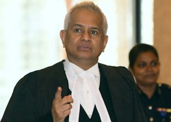 PUTRAJAYA, 11 Feb -- Peguam Negara Tommy Thomas ketika hadir ke Mahkamah Rayuan hari ini.
Hakim Mohd Nazlan Mohd Ghazali membenarkan permohonan pihak pendakwaan untuk memindahkan tiga pertuduhan tambahan pengubahan wang haram melibatkan dana SRC International Sdn Bhd berjumlah RM27 juta daripada Mahkamah Sesyen ke Mahkamah Tinggi.
--fotoBERNAMA (2019) HAK CIPTA TERPELIHARA